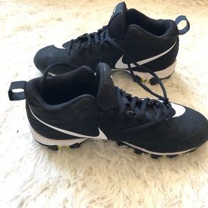 Nike || Black Football Cleats